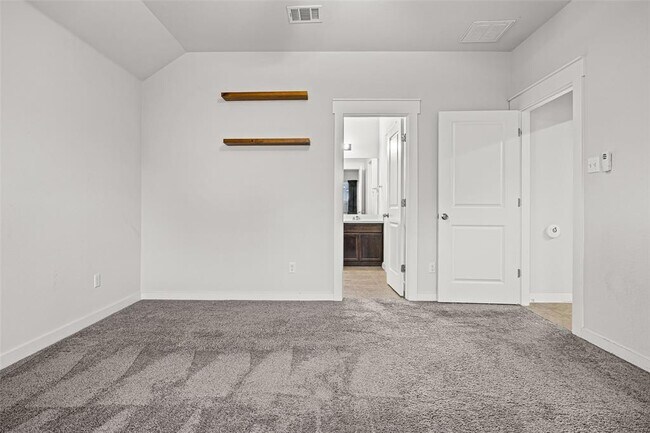 Building Photo - 5800 Marostica Ln