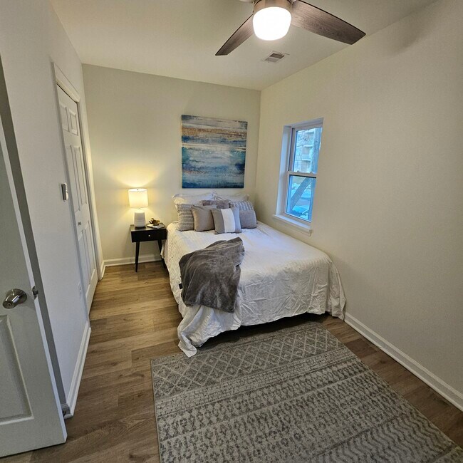 Building Photo - 16th Street SE