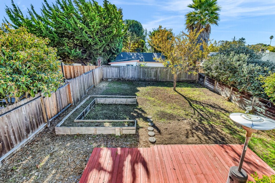 Building Photo - 1322 Marin Ave