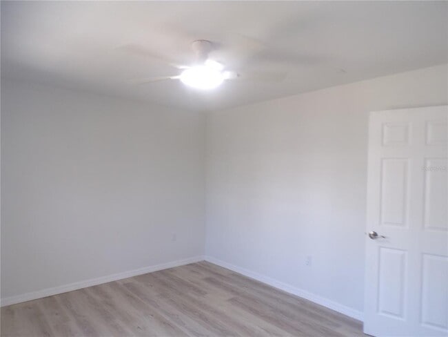 Building Photo - 421 Orchid Dr