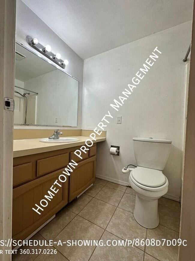 Building Photo - 4218 Glen Terra Dr SE