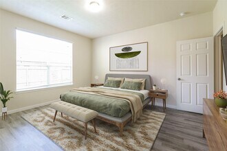 Building Photo - 12426 Gemma Ln