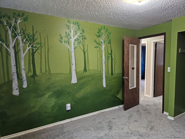 Building Photo - 3 Bedroom 1.5 Bathroom Single Family Home ...