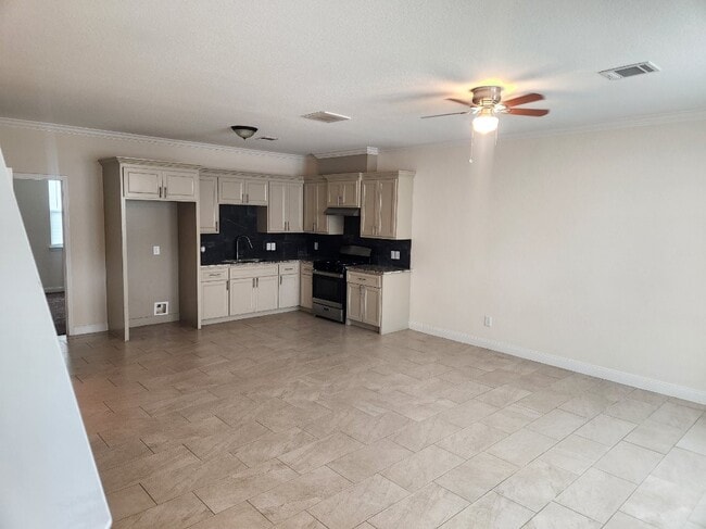 Building Photo - 10401 Bauman Rd