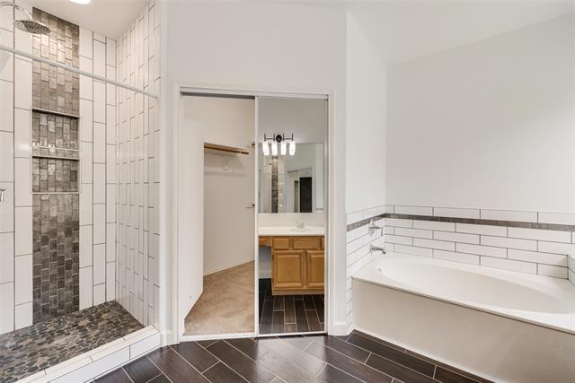 Building Photo - 610 Grimsworth Ct