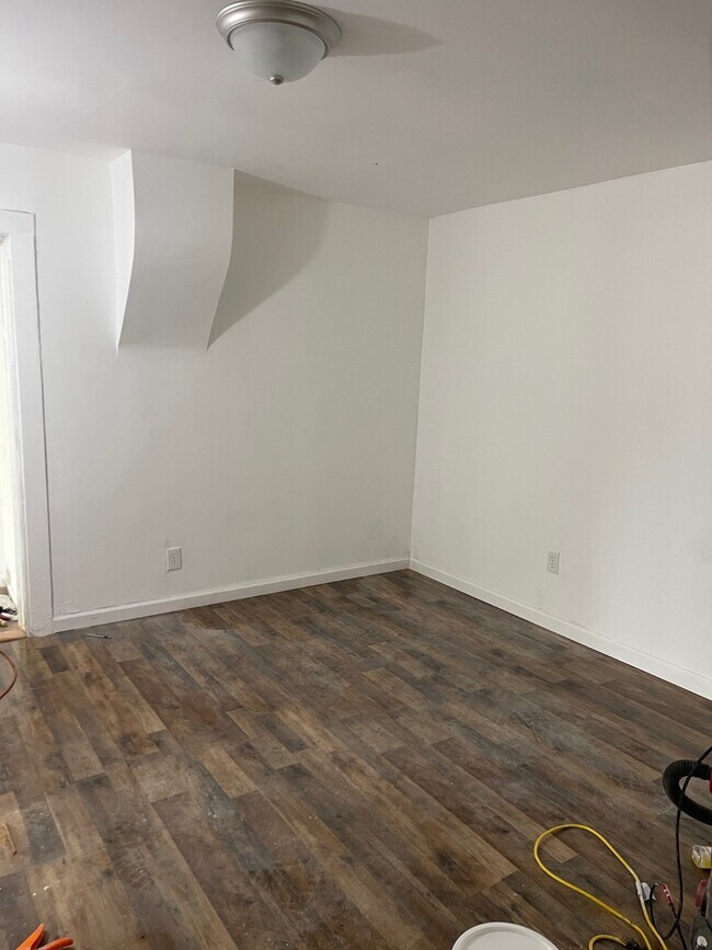 Building Photo - 108 Second Ave