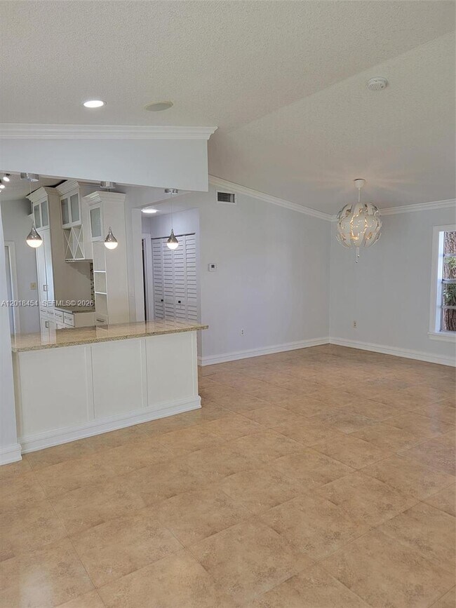 Building Photo - 14115 Langley Pl