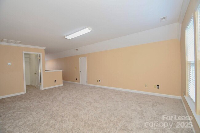 Building Photo - 3101 Broad Plum Ln