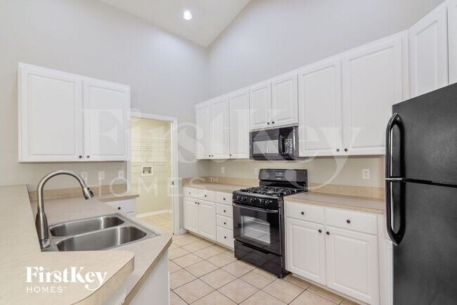 Building Photo - 4311 Brooke Dr