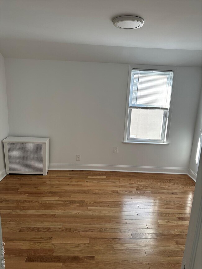 Building Photo - 68 Lake Ave