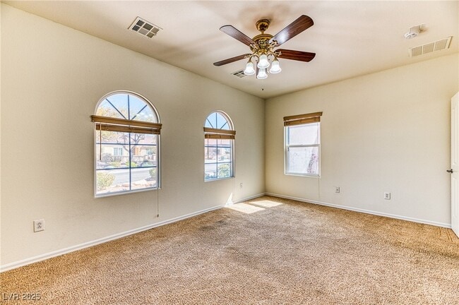 Building Photo - 2253 Laurel Heights Ln