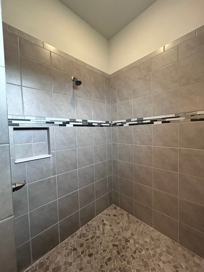 Building Photo - 203 W Mickey Mantle Path