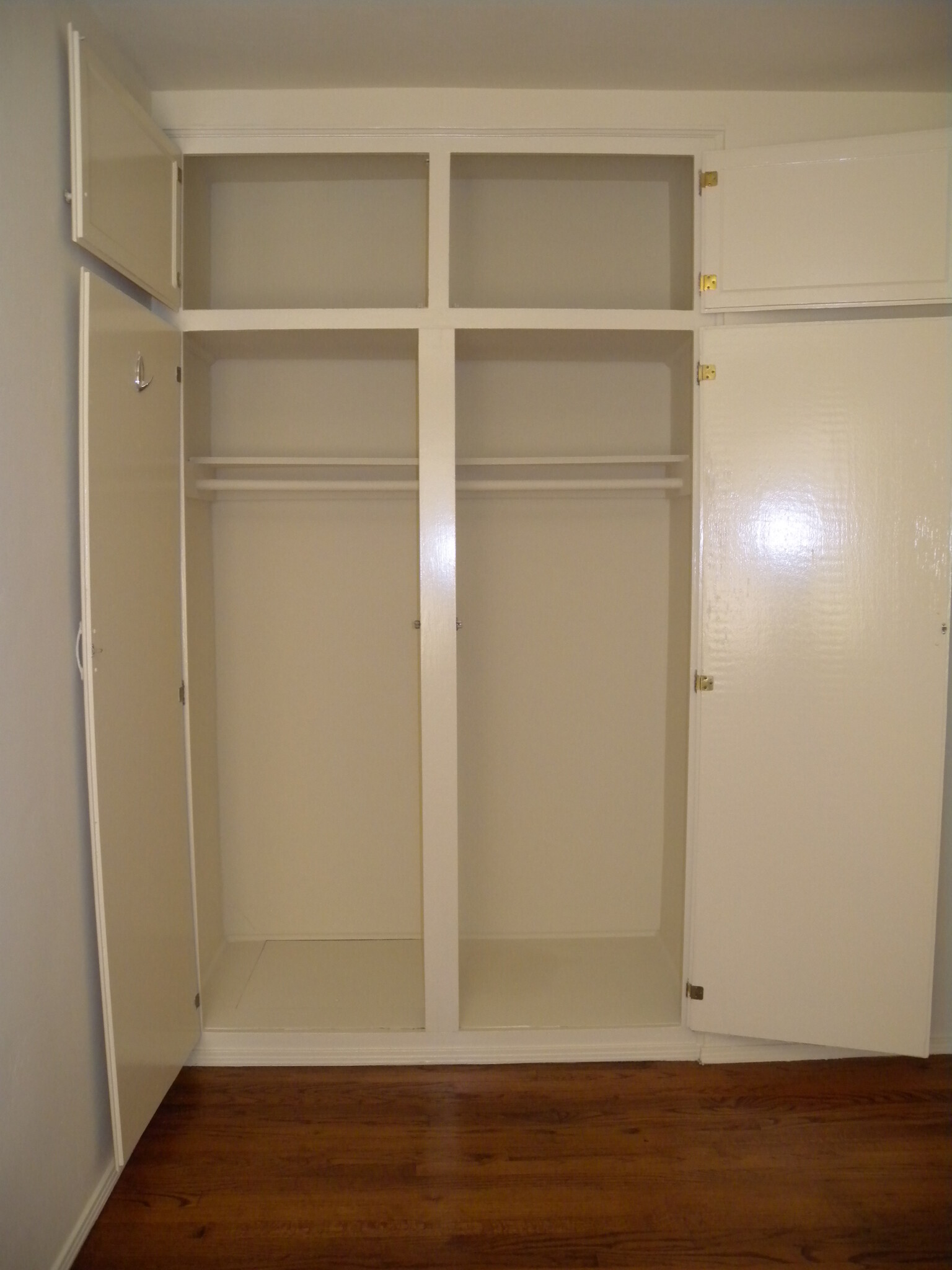 Bedroom Closet - 5653 E 2nd St