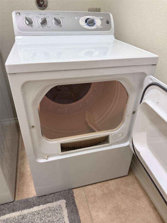 Building Photo - 13600 Breton Ridge St