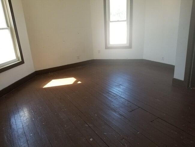 Building Photo - 199 Eastern Ave