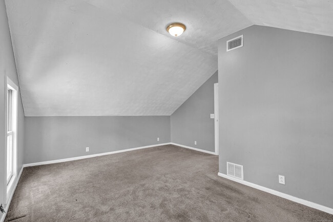 Building Photo - 10 Cemetery Ave