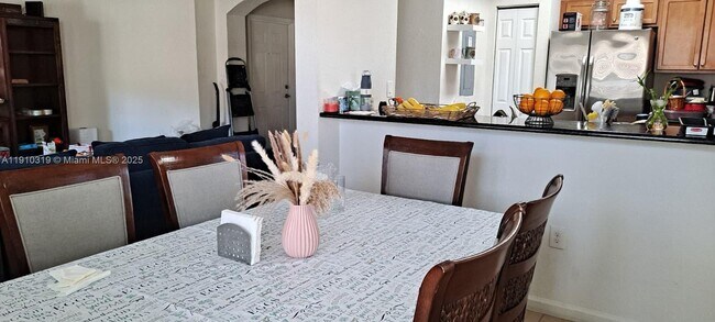 Building Photo - 11601 NW 89th St