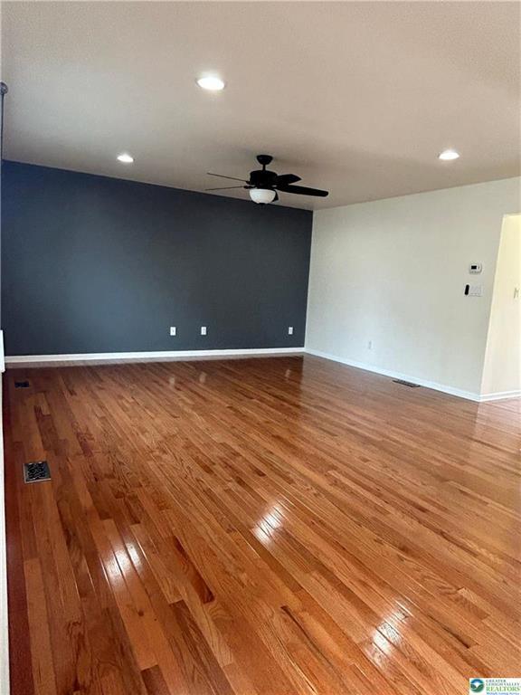 Building Photo - 2490 Chestnut Ln