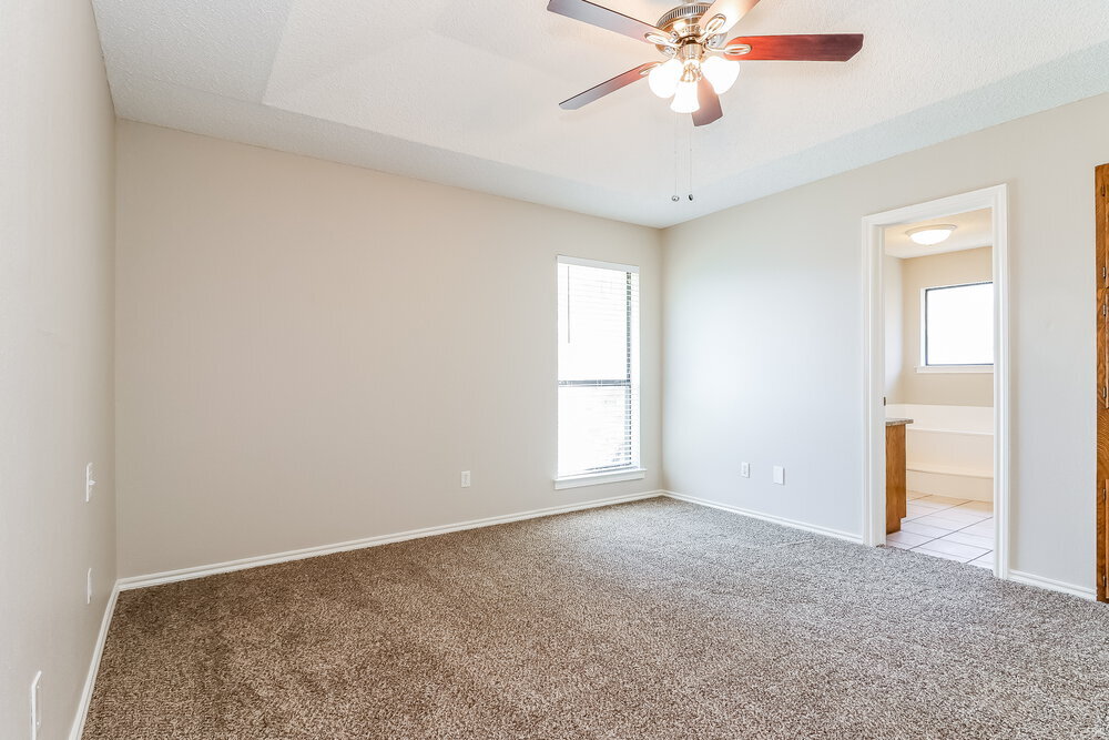 Building Photo - 4909 Barberry Dr