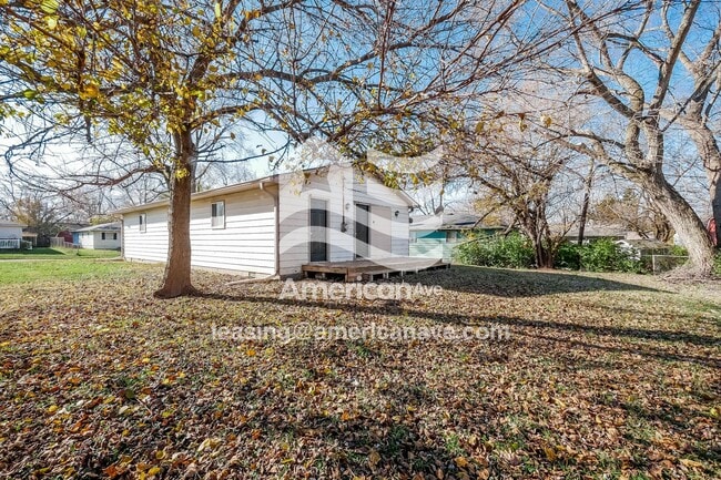 Building Photo - 4053 Arquette Dr