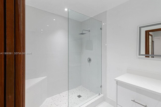 Building Photo - 9617 SW 144th Pl