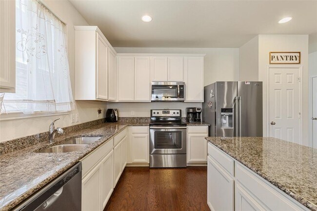 Building Photo - 3129 Montserrat Creek Dr