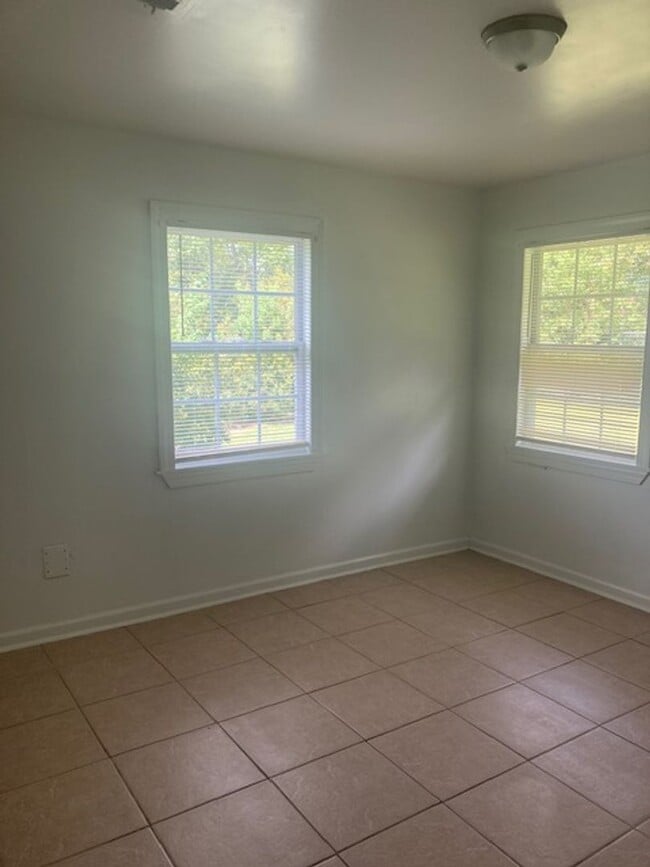 Building Photo - Gulfport 3 Bedroom