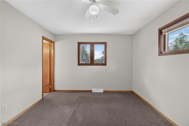 Building Photo - 1626 S Carpenter Rd