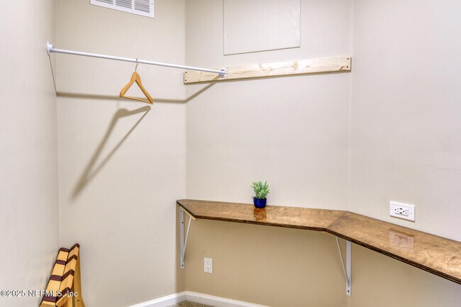 Building Photo - 7596 Fawn Lake Dr N