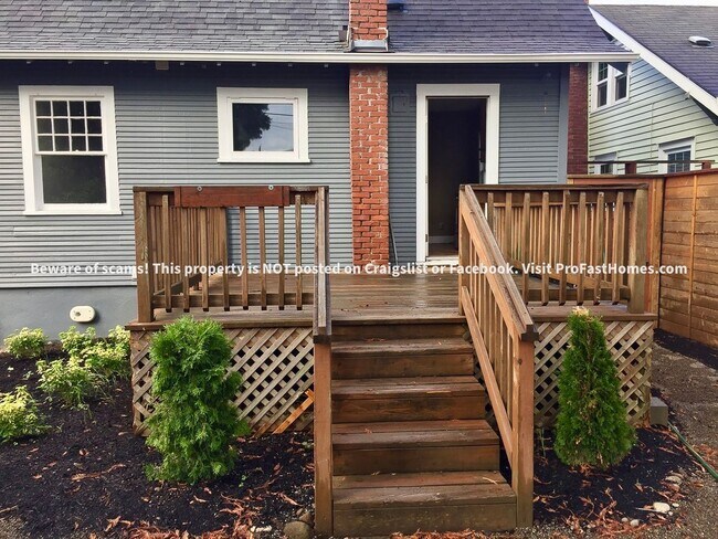 Building Photo - 4626 NE 29th Ave