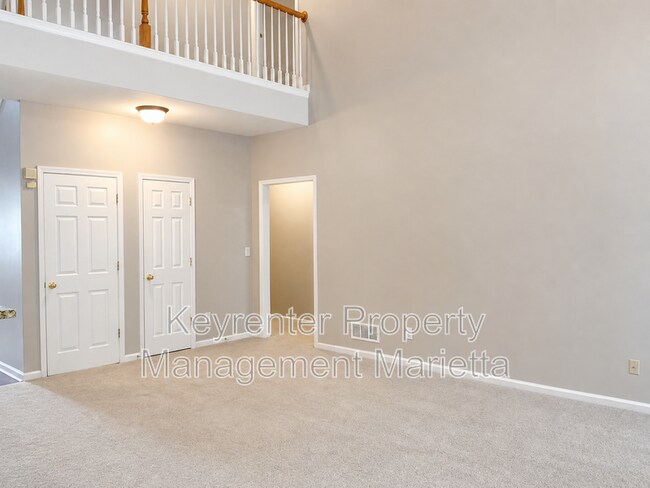Building Photo - 2220 Rosemoore Walk NE