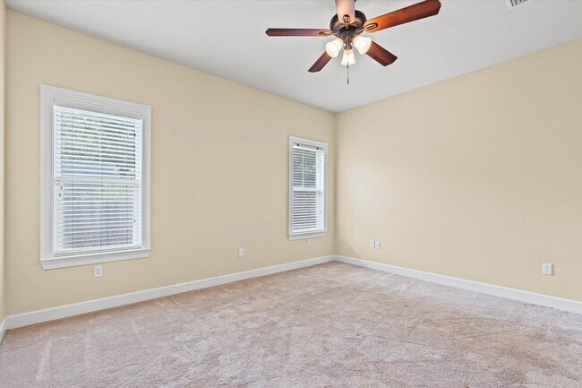 Building Photo - 99 Caisson Trace