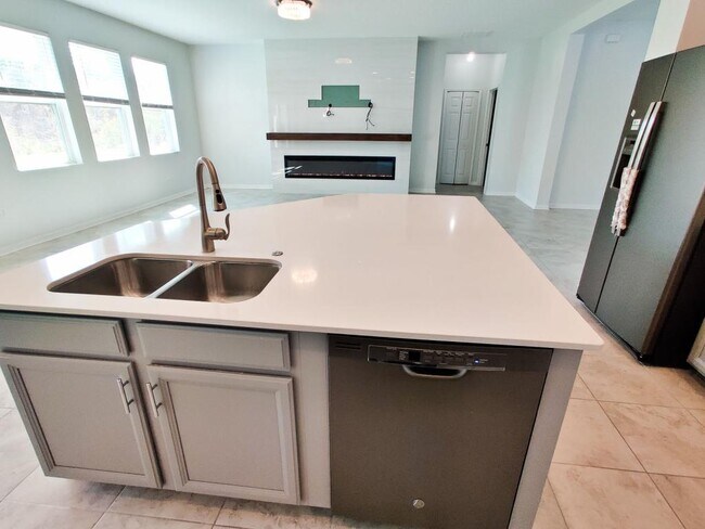 Building Photo - 3649 Vega Creek Dr