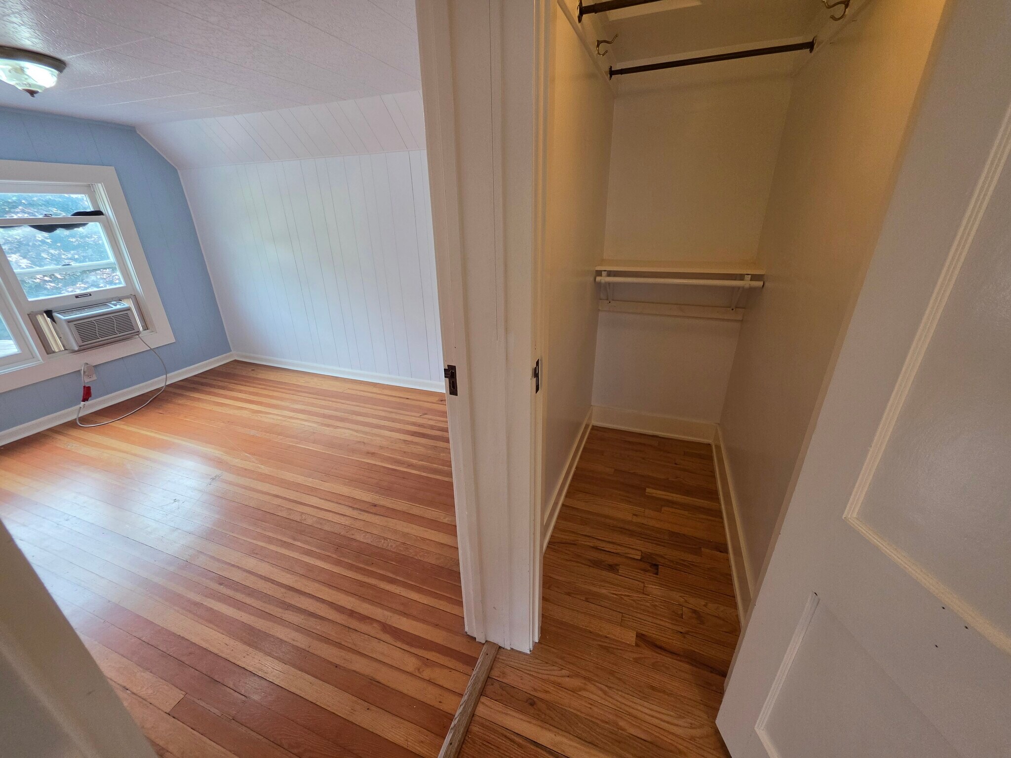 Building Photo - 420 Birney S St