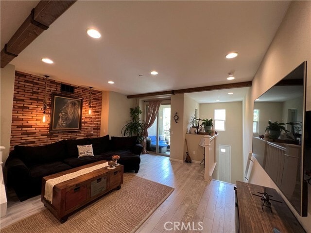 Building Photo - 211 Native