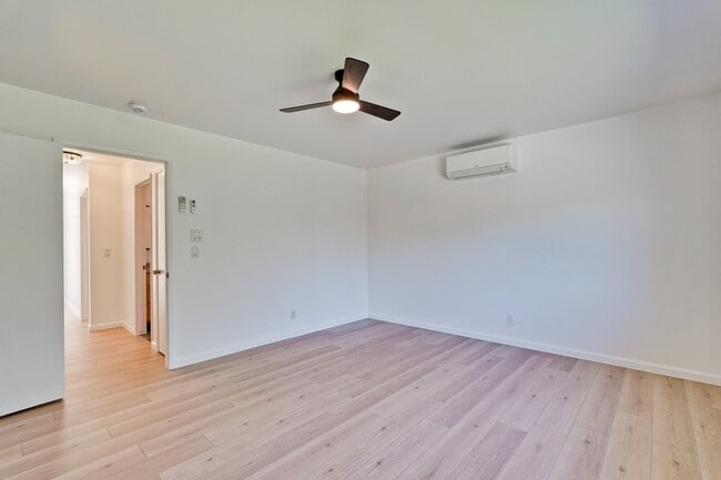 Building Photo - Welcome to this Beautifully Updated 3 Bed ...