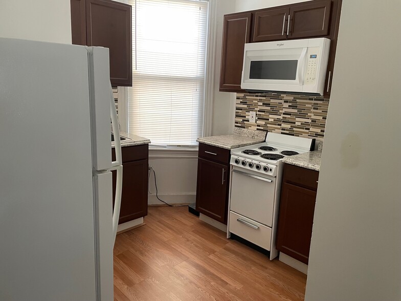 Kitchen - 63 Rhode Island Ave NW