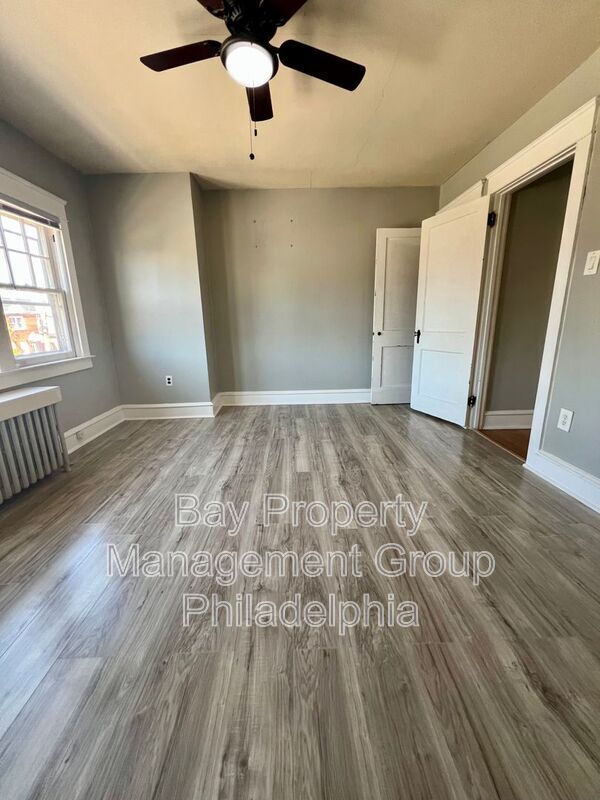 Building Photo - 25 W Parkway Ave