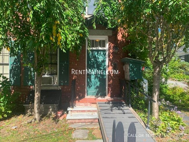 Building Photo - 77 Broadway