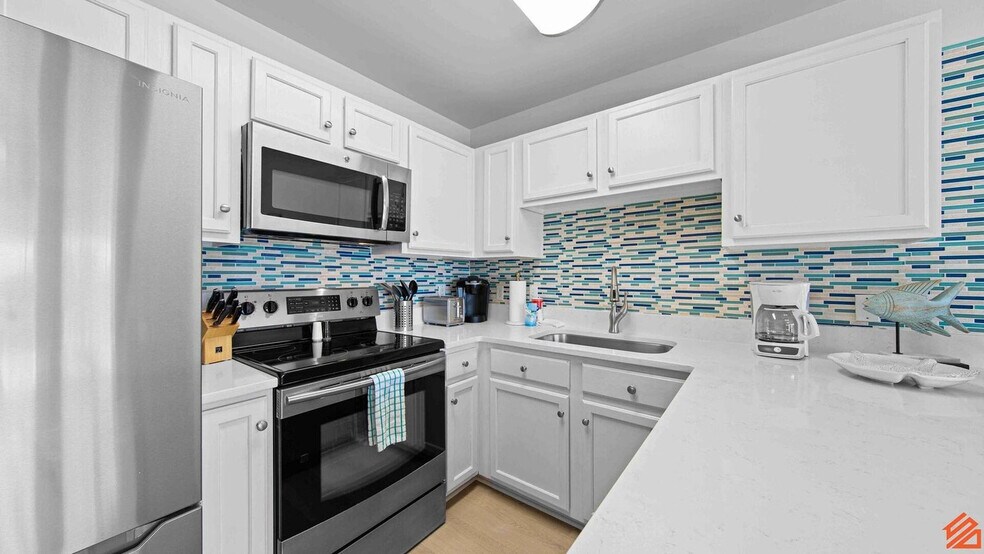 Building Photo - 3191 Scenic Hwy 98