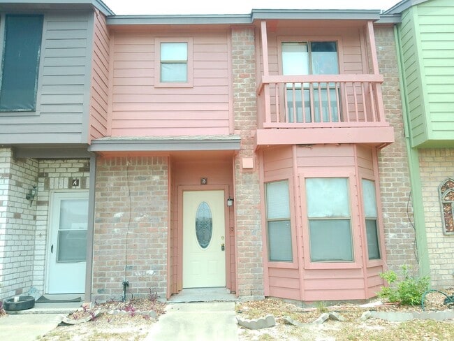 Primary Photo - 2936 Saint Joseph Unit B - 2/Bed 2.5/Bath ...
