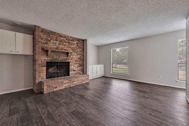 Building Photo - 1803 Ridgebrook Dr