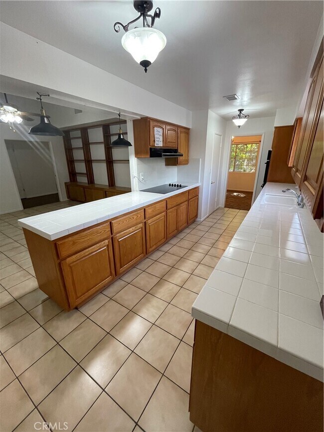 Building Photo - 12915 Barto Dr