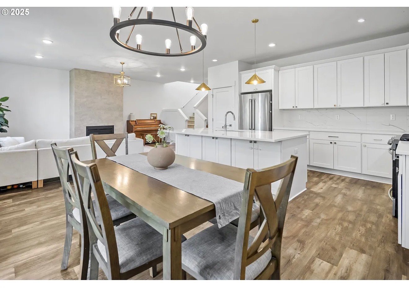 Building Photo - 11779 SE White Tail Dr