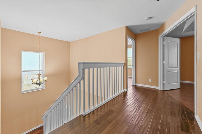 Building Photo - 116 Hamilton Terrace