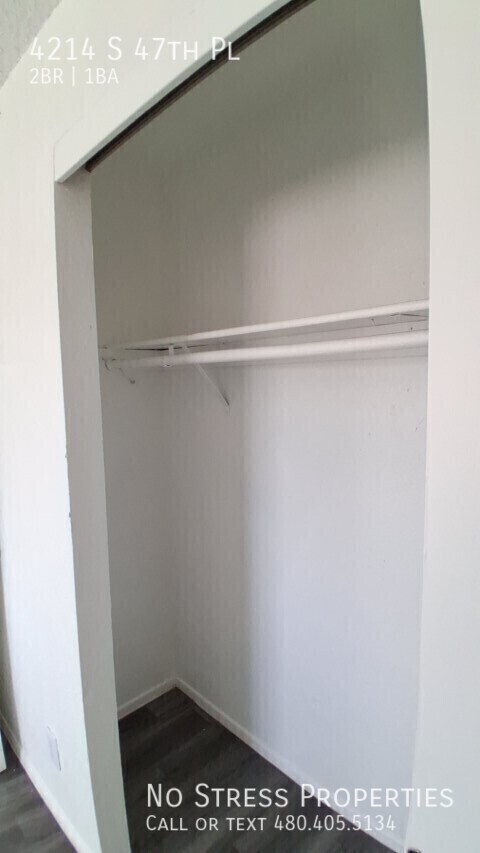 Building Photo - 4214 S 47th Pl