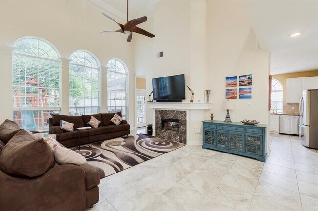 Building Photo - 14103 Heatherhill Pl