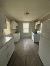 Building Photo - 1933 Cordova Ave