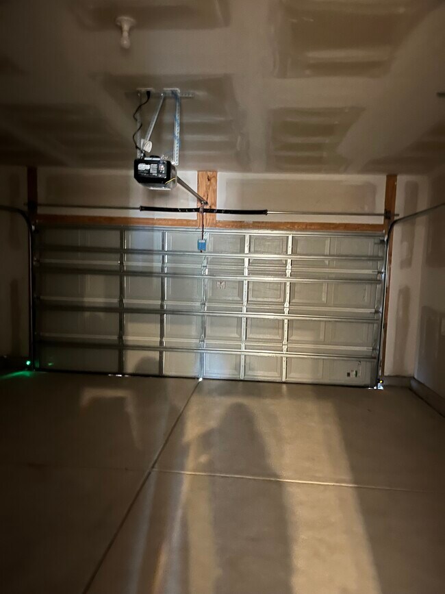 Building Photo - 536 Appaloosa Way