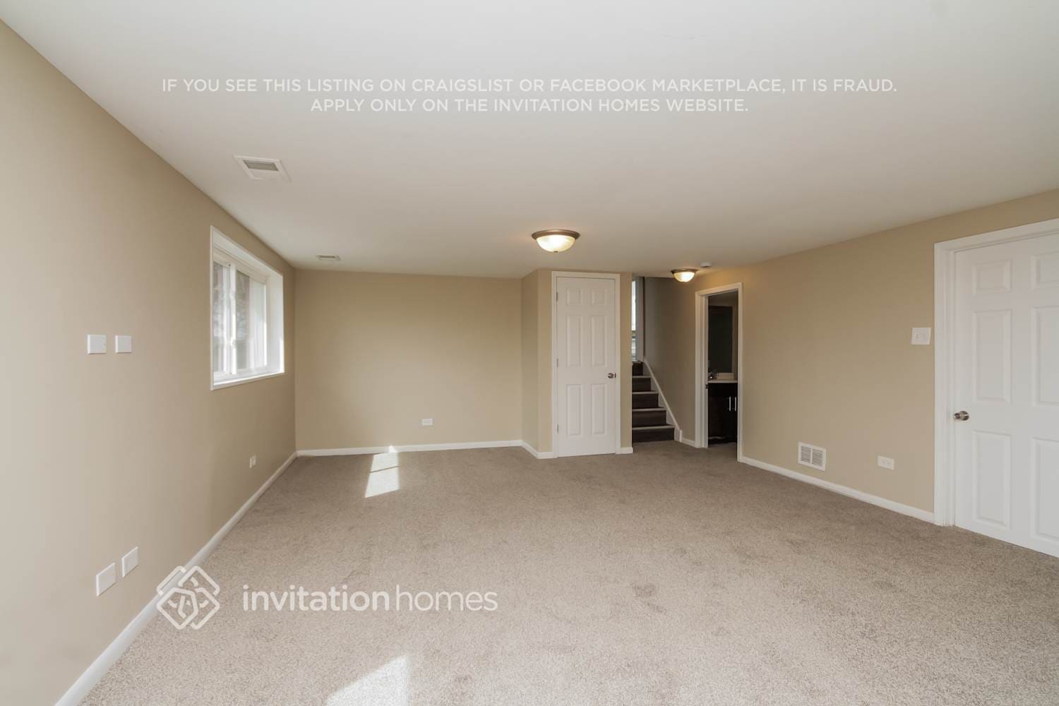 Building Photo - 17342 Oriole Ave